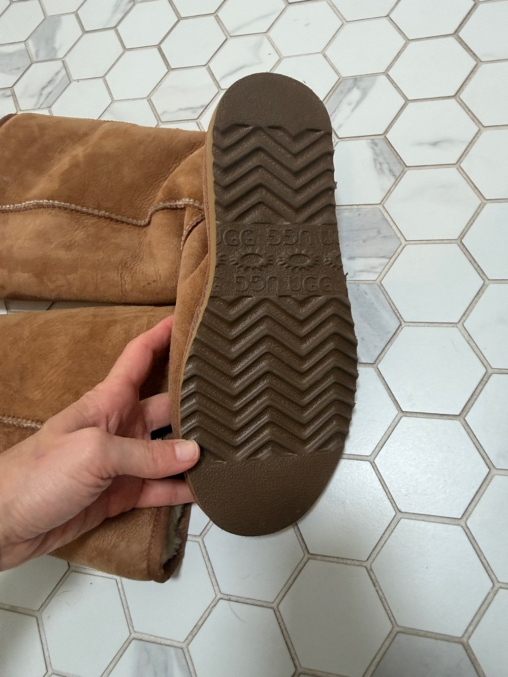 UGG Classic Tall Chestnut Brown Suede Winter Boots - Picture 4 of 4